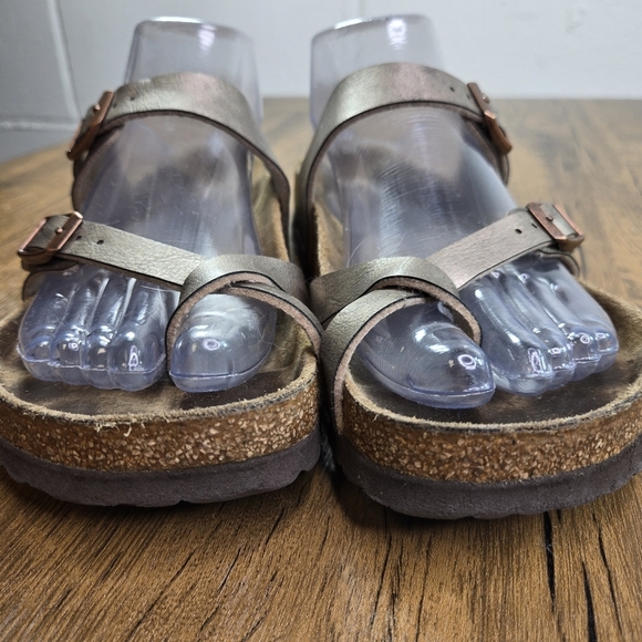 Birkenstock Mayari Gold Leather Sandals - Picture 9 of 13